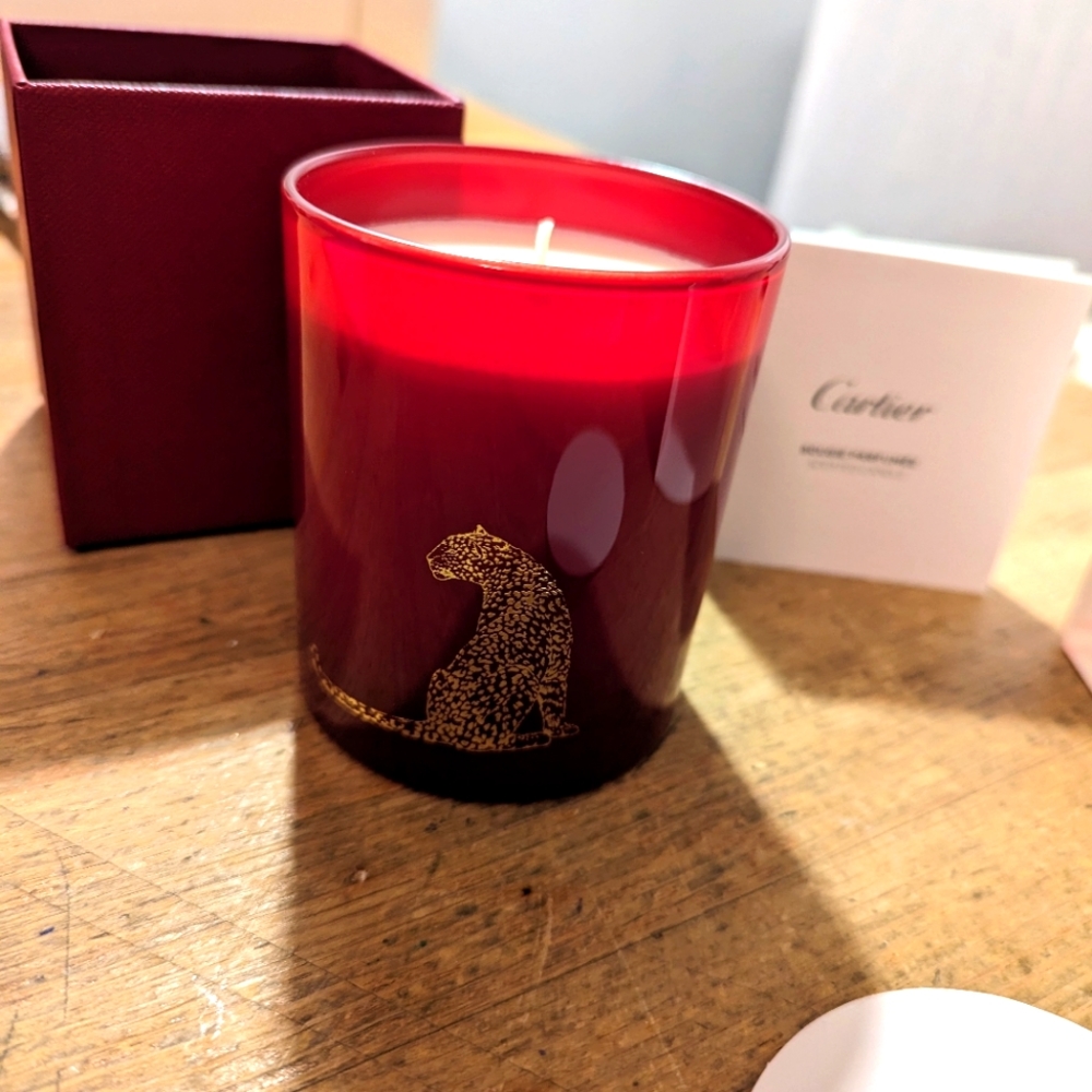 Cartier scented candle sitting panthere NEW